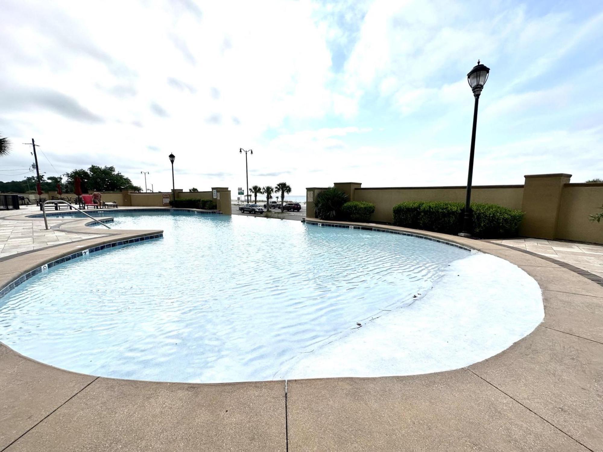 Lovely 22 In Sienna Overlooking The Gulf Gulfport Exterior photo