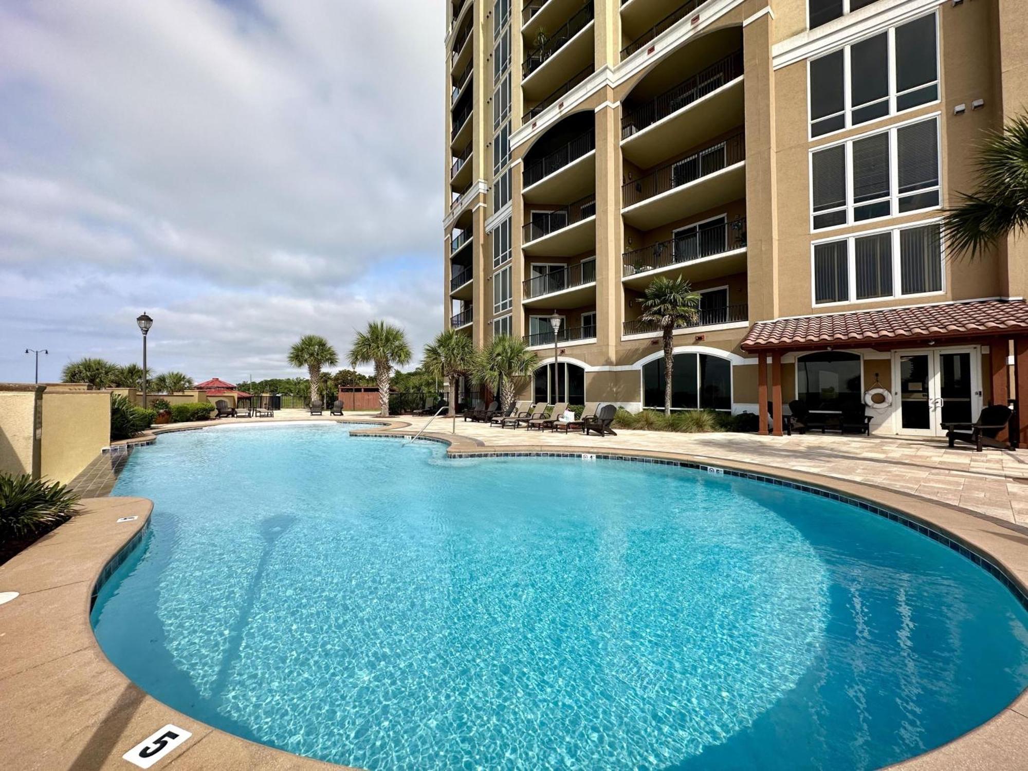 Lovely 22 In Sienna Overlooking The Gulf Gulfport Exterior photo